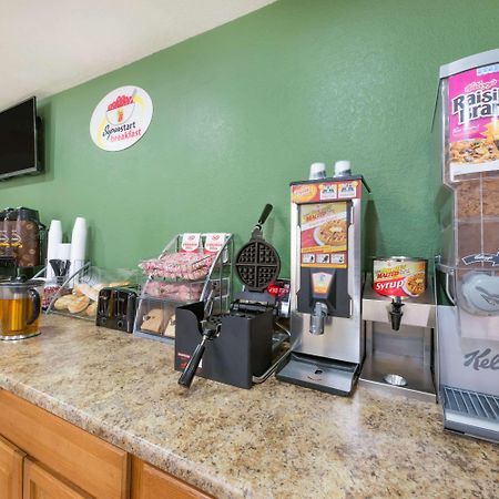 Super 8 By Wyndham Canon City Exterior foto
