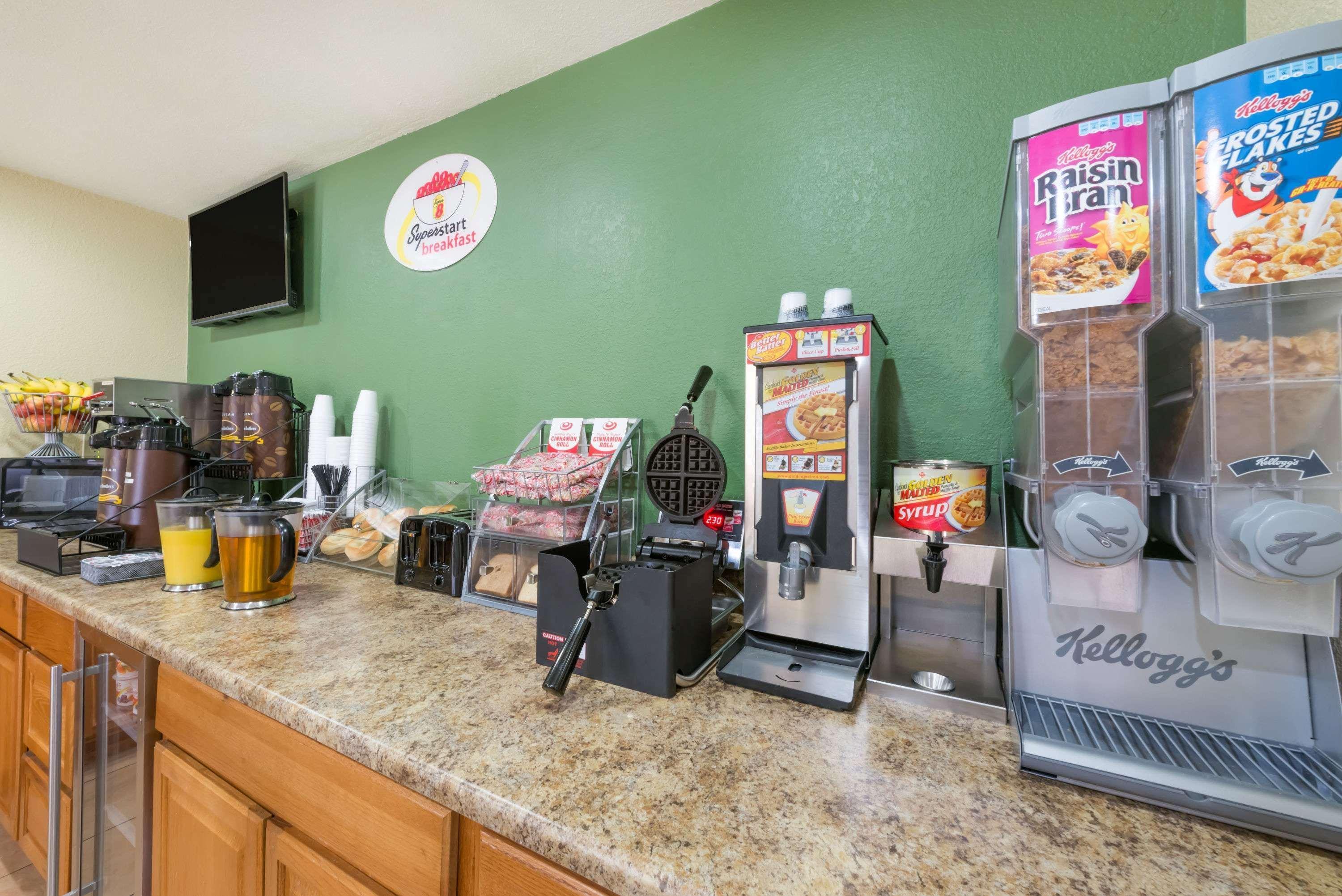 Super 8 By Wyndham Canon City Exterior foto